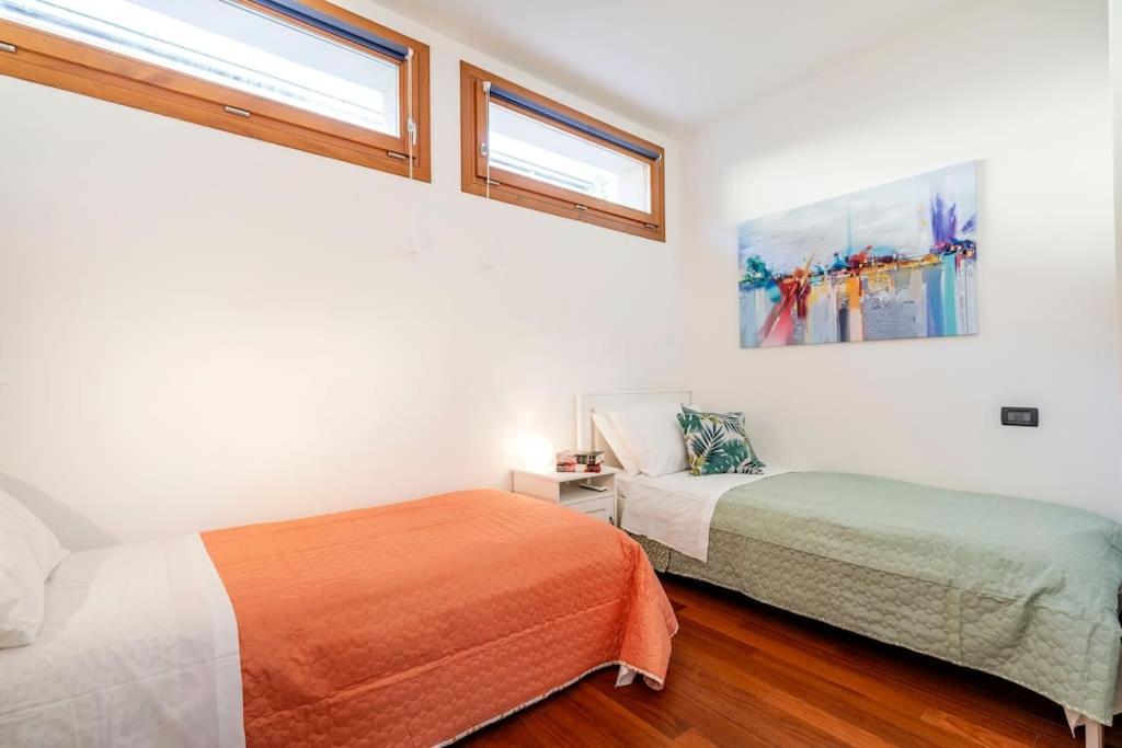 Enjoy Home - Appartamento I Papaveri Padova Bagian luar foto