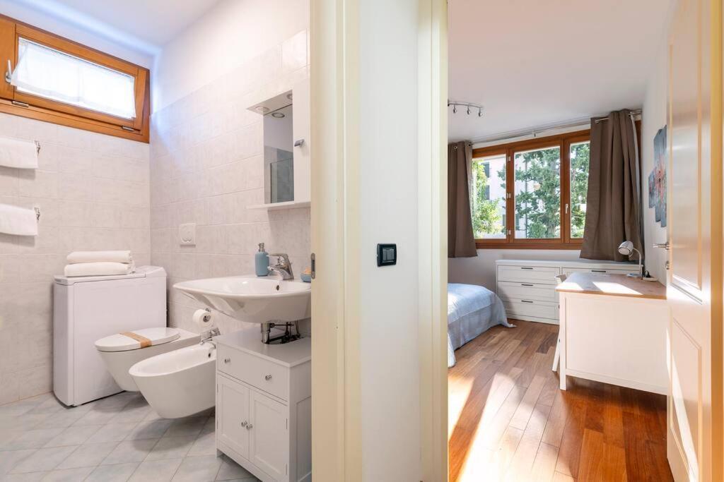 Enjoy Home - Appartamento I Papaveri Padova Bagian luar foto