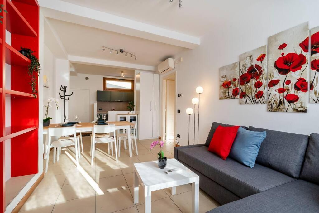 Enjoy Home - Appartamento I Papaveri Padova Bagian luar foto